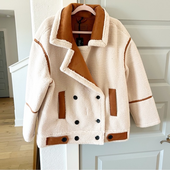 NWT Blank NYC Out of Town Pick Me Sherpa Teddy Jacket - Picture 10 of 12